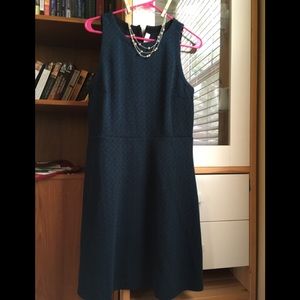 Loft Sleeveless medium thin material. New w/Tag.